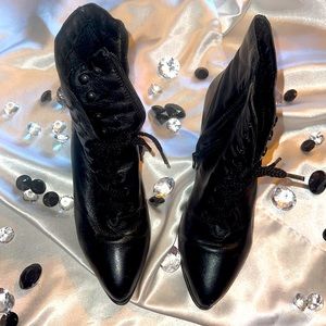 Poppies Leather Kitten Heel Boots